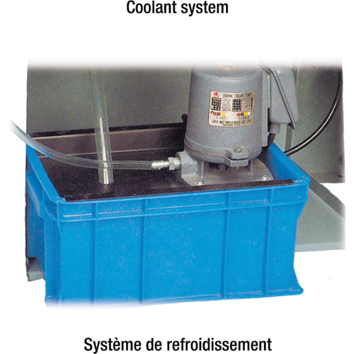 Scies &agrave; ruban pour le m&eacute;tal avec Geardrive, Horizontal/Vertical, Capacit&eacute; de coupe Rond 7" et 7" x 12" rectangulaire Nassau Supply