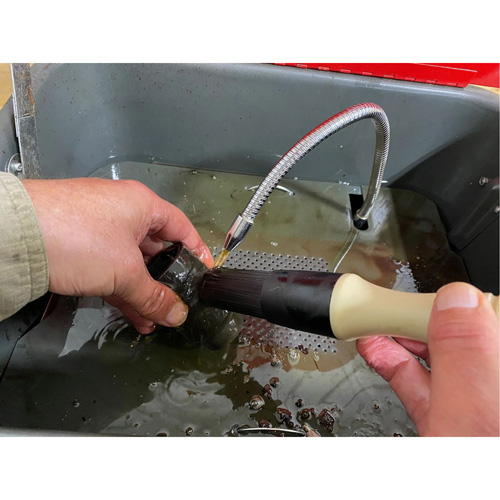 Brosse Atlasta pour pi&egrave;ces Nassau Supply