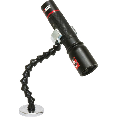 Support magn&eacute;tique flexible pour lampe de poche Nassau Supply