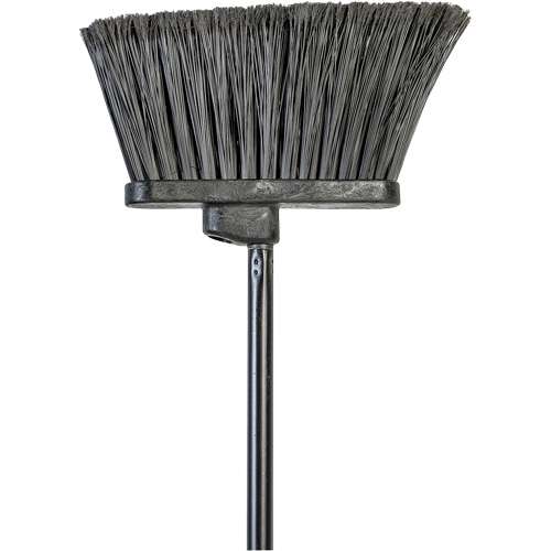 Balai oblique avec manche en m&eacute;tal, Longueuer de 48" Nassau Supply