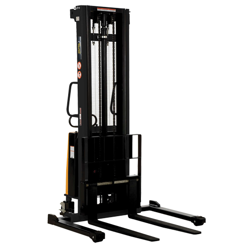Gerbeur pour chariot &eacute;l&eacute;vateur, Fonctionnement &eacute;lectrique, Capacit&eacute; 2000 lb, Lev&eacute;e max 137" Nassau Supply