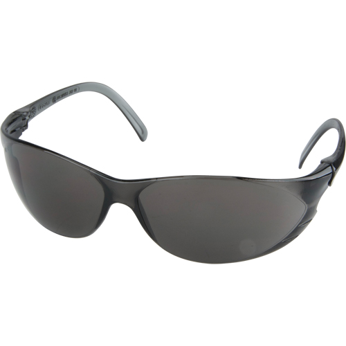 Lunettes de s&eacute;curit&eacute; s&eacute;rie Twister, Lentille Grise/fum&eacute;e, Anti-&eacute;gratignures, ANSI Z87+/R&eacute;pond ou surpasse la norme CSA Z94.3 Nassau Supply
