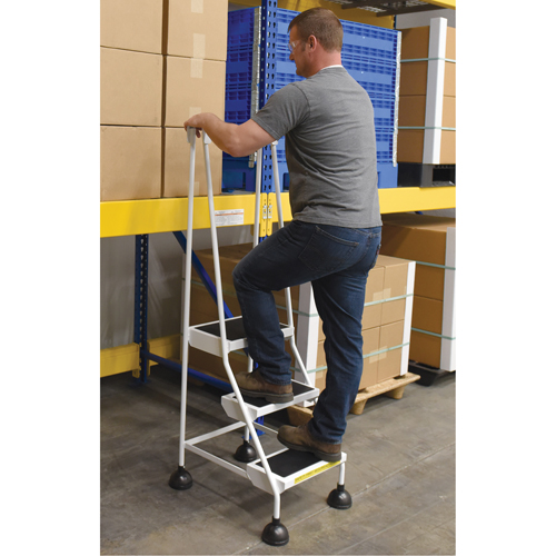&eacute;chelles Stop-Step, 3 marches, Largeur de la marche 16", Hauteur de la plateforme 28-11/16", Acier Nassau Supply