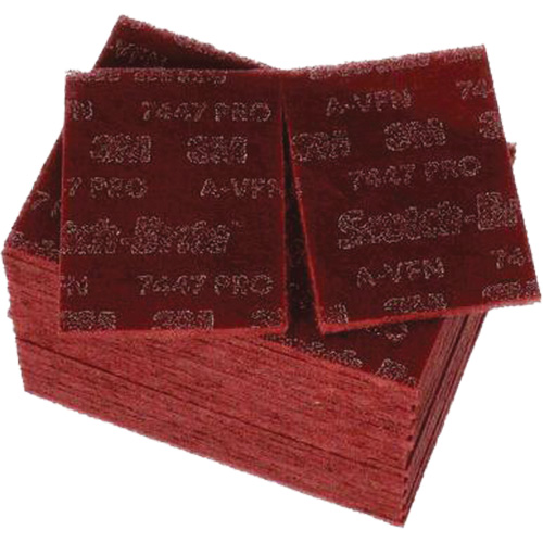 Tampons manuels Scotch-Brite 7447, Oxyde d'aluminium, 9" x 6", Grain Tr&egrave;s fin Nassau Supply