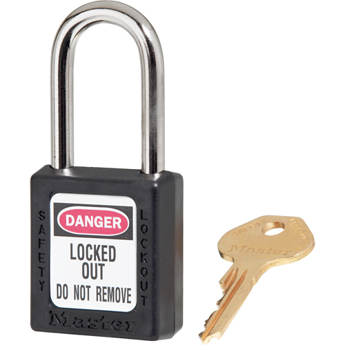 Cadenas Zenex, Cadenas de s&eacute;curit&eacute;, Cl&eacute;s diff&eacute;rentes, Thermoplastique, Largeur de 1-1/2" Nassau Supply