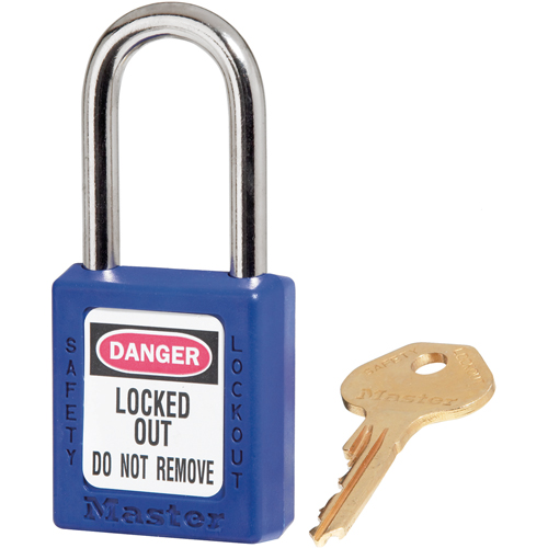 Cadenas Zenex, Cadenas de s&eacute;curit&eacute;, Cl&eacute;s diff&eacute;rentes, Thermoplastique, Largeur de 1-1/2" Nassau Supply