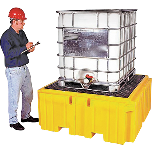 GRV Spill Pallet Plus avec drain, Capacit&eacute; de d&eacute;versement 365 gal. US, 62" x 62" x 28" Nassau Supply