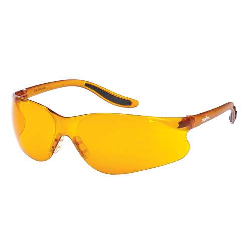Lunettes de s&eacute;curit&eacute; s&eacute;rie Z500, Lentille Orange, Anti-&eacute;gratignures, ANSI Z87+/R&eacute;pond ou surpasse la norme CSA Z94.3 Nassau Supply