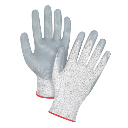 Gants haute performance r&eacute;sistants &agrave; la coupe, Taille Petit/7, Calibre 13, Rev&ecirc;tement Nitrile, Enveloppe en PEHP, ANSI/ISEA 105 niveau 4/EN 388 niveau 5 Nassau Supply