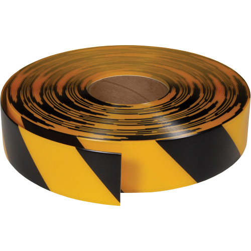 Ruban de marquage tr&egrave;s r&eacute;sistant pour plancher ArmorStripe, 2" x 100', PVC, Noir et jaune Nassau Supply
