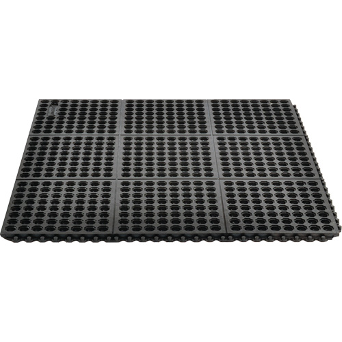 Tapis antifatigue &agrave; imbrication Cushion-Ease 550, &agrave; fentes, 3' x 3' x 3/4", Noir, Caoutchouc Nassau Supply