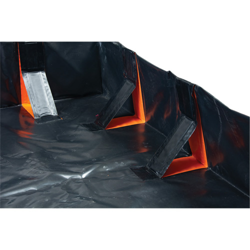 Berme d&eacute;ployable &agrave; mur IBX, Capacit&eacute; 1077 gal. US, 12' la x 12' lo x 12" h, Support &agrave; encliqueter Nassau Supply