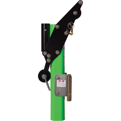 M&acirc;t de potence universel pour espace clos DBI-SALA Nassau Supply