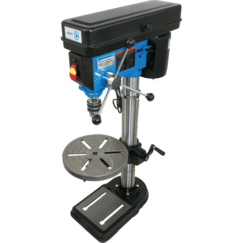 Perceuse &agrave; colonne pour &eacute;tabli &agrave; 12 vitesses, 13-1/4", Mandrin 5/8", 3000 tr/min Nassau Supply