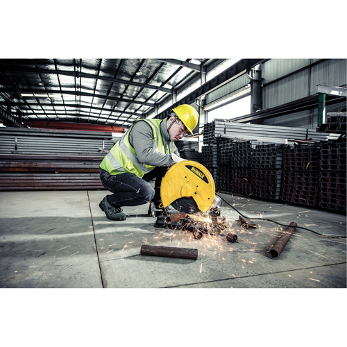 Scie &agrave; tronçonner, 14", 4000 tr/min &agrave; vide, 120 V, 15 A Nassau Supply