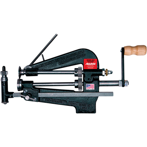 Coupeur de joints rotatif M3, 22" Diam&egrave;tre de la coupe, 1/4" Profondeur de la coupe Nassau Supply