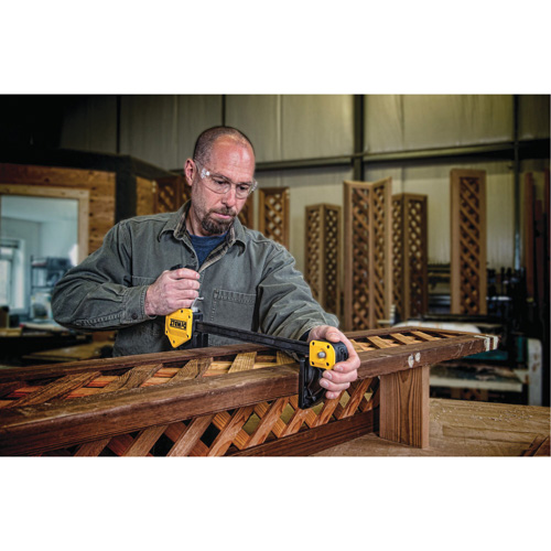 Serre-joint tr&egrave;s grand &agrave; g&acirc;chette, 24" (610 mm) Nassau Supply