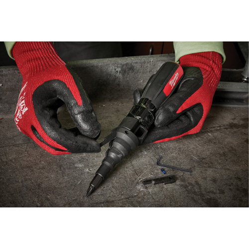 Al&eacute;soir de conduit 7 en 1 avec embouts ECX Nassau Supply
