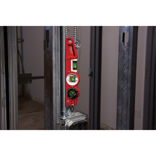 Niveau torpille moul&eacute; sous pression verrouillable avec fiole 360 degr&eacute;s, 10" lo, Aluminium, 3 fioles, Magn&eacute;tique Nassau Supply