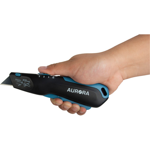Couteau de s&eacute;curit&eacute; r&eacute;tractable , Acier inoxydable, Robuste, Prise en Plastique/Aluminium Nassau Supply