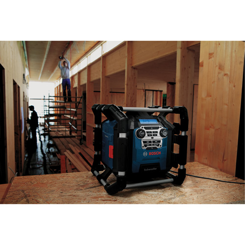 Radio de chantier avec Bluetooth 5.0 et station dalimentation, Lithium-ion, 18 V Nassau Supply