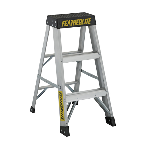Escabeaux industriels extra robustes, 3', Aluminium, Capacit&eacute; 300 lb, Type 1A Nassau Supply