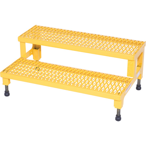 Plate-forme ajustable Step-Mate, 2 marche(s), 36-3/16" la x 22-7/8" lo x 15-1/4" h, Capacit&eacute; 500 lb Nassau Supply