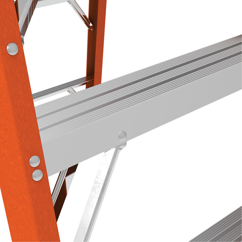 Escabeau avec plateforme Safespace, 4', Cap. De 300 lb Nassau Supply