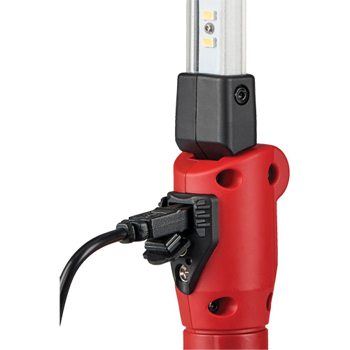 Lampe de travail compacte Strion SwitchBlade, DEL, 500 Lumens Nassau Supply