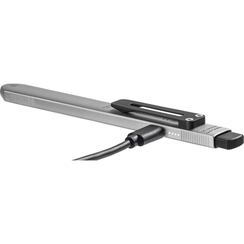 Lampe de poche Wedge SL avec couvercle, 500 lumens, Piles Rechargeable Nassau Supply