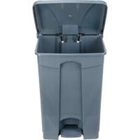 Step-On Garbage Can, Plastic, 12 US gal. Capacity Nassau Supply
