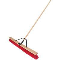 Balai-brosse &agrave; manche renforc&eacute;, 36", Moyen, Soies PVC Nassau Supply