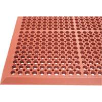Tapis de s&eacute;rie Competitor, &agrave; fentes, 3' x 5' x 7/8", Orange, Caoutchouc naturel Nassau Supply