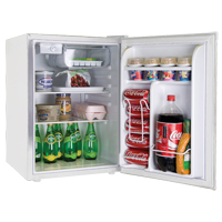 Compact Refrigerator, 25" H x 17-1/2" W x 19-3/10" D, 2.6 cu. ft. Capacity OP814 | Nassau Supply