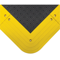 ErgoDeck<sup>®</sup> Non-Slip Mat No.552, PVC, 3-1/2' W x 4' L, 7/8" Thick, Black/Yellow SDM656 | Nassau Supply