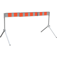 Barricade de rue, En A, 6' lo x 5-1/2" h, Orange/Blanc Nassau Supply