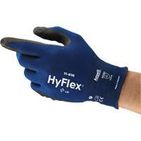 Gants HyFlex 11-816, 6, R&ecirc;vetement Mousse de nitrile, Calibre 18, Enveloppe en Nylon/Spand Nassau Supply