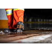 GripPro™ Spikeless Traction Aids, Rubber, Grooved Traction, Medium/Small SHA880 | Nassau Supply
