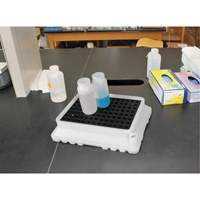 P4 Ultra-Spill Tray&reg;, 17" L x 21" W x 4" H, 2.9 US gal. Spill Capacity Nassau Supply