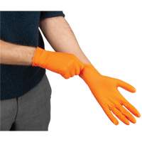 Gants d'examen de poids lourd &agrave; prise tactile, Petit, Nitrile, 8 mils, Sans poudre, Orange Nassau Supply