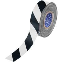 Ruban de marquage pour plancher ToughStripe Max, 2" x 100', Polyester, Noir et blanc Nassau Supply