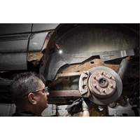 Lampe de poche de tous les jours avec aimant, DEL, 500 lumens, Piles Rechargeable Nassau Supply